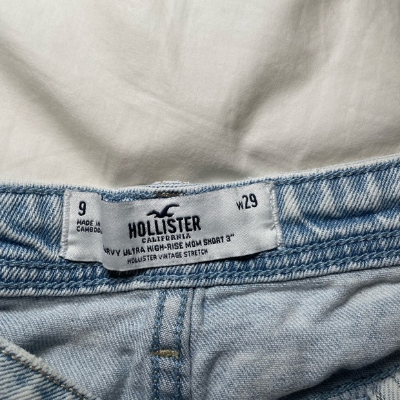 Hollister Button-up High-Waisted Distressed Denim Shorts Size 9 - Picture 5 of 10